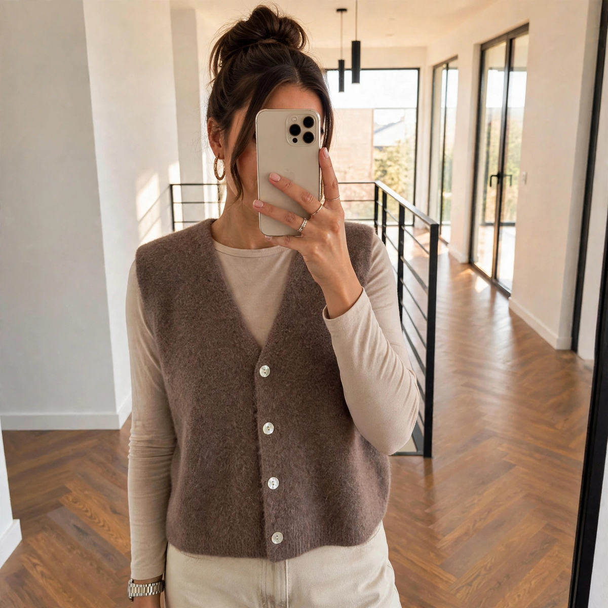 Angora Strickweste mit Knöpfen