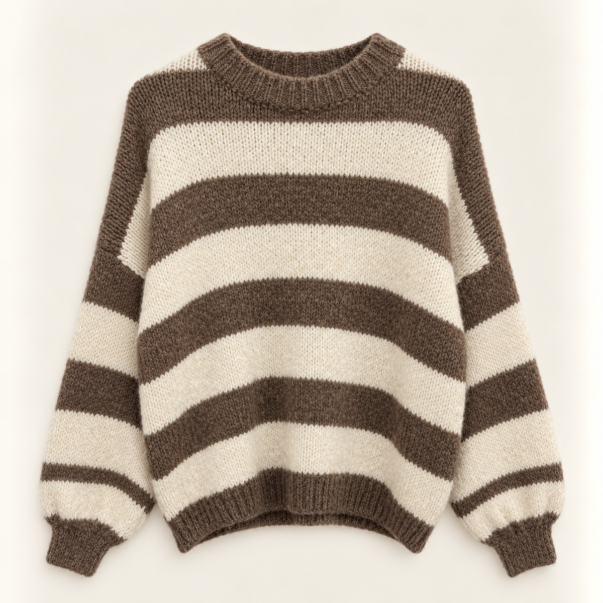 Namaste Gestreifter Oversize-Strickpullover